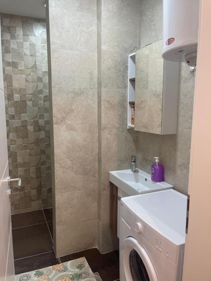 Daf Apartaments Приштина Экстерьер фото